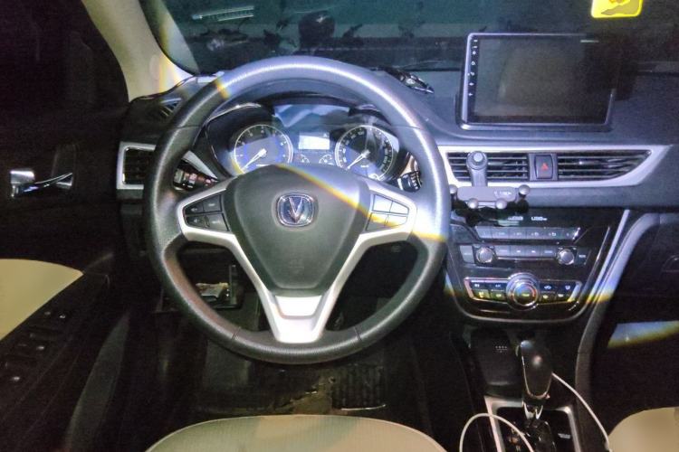 Used CHANGAN Alsvin V7 2015 1.6L Automatic Joyful Model China IV Standard Steering Wheel