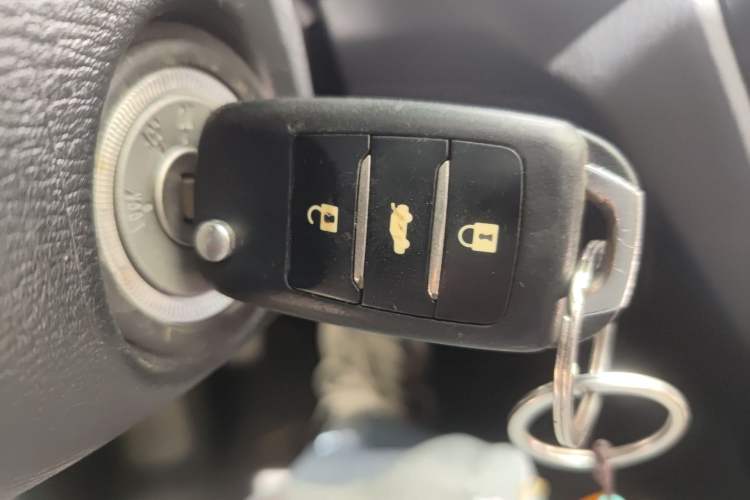 Used CHANGAN Alsvin V7 2015 1.6L Manual Enjoyment Model China IV Standard Vehicle Key