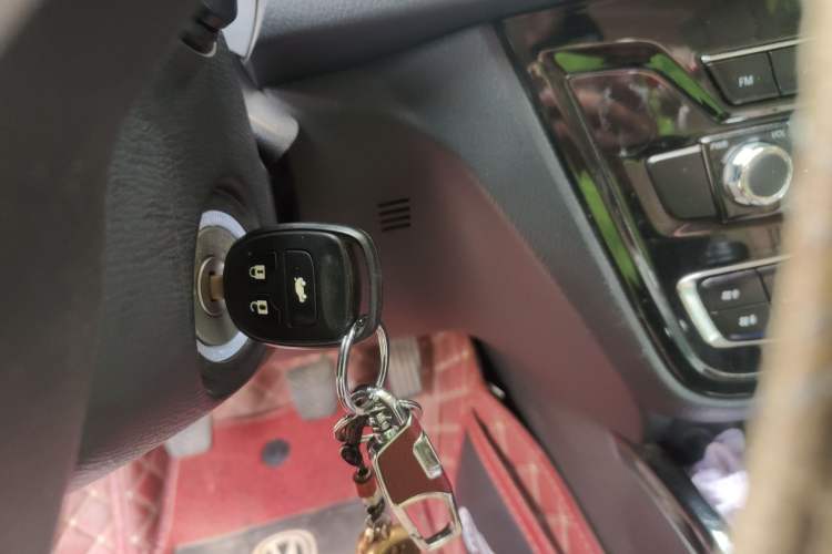 Used CHANGAN Alsvin V7 2015 1.6L Manual Enjoyment Model China IV Standard Vehicle Key