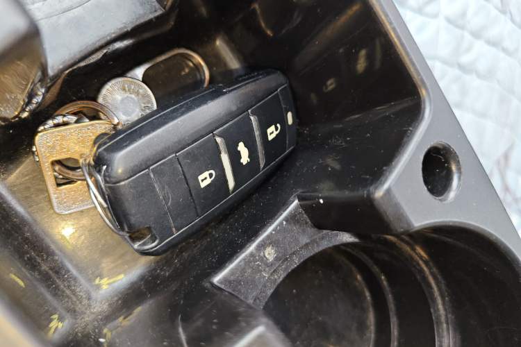 Used CHANGAN Alsvin V7 2015 1.6L Automatic Enjoyment Model China IV Standard Vehicle Key