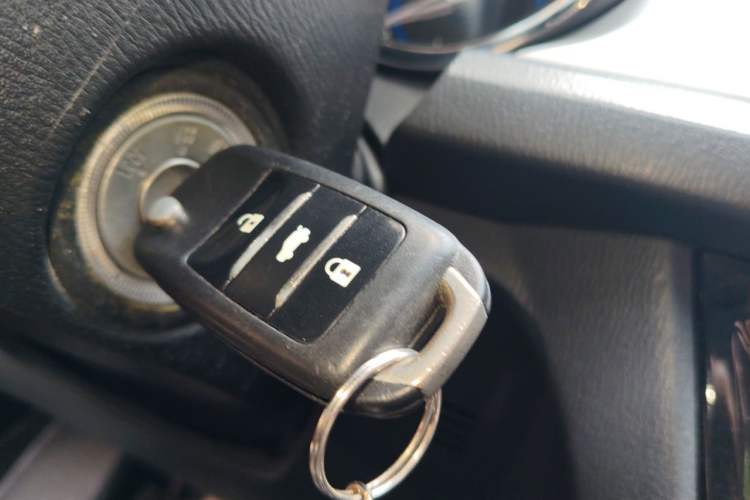 Used CHANGAN Alsvin V7 2015 1.6L Manual Joyride Model China IV Standard Vehicle Key