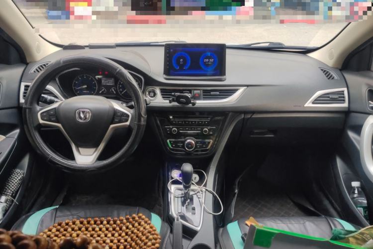 Used CHANGAN Alsvin V7 2015 1.6L Automatic Joyful Model China IV Standard Center Console