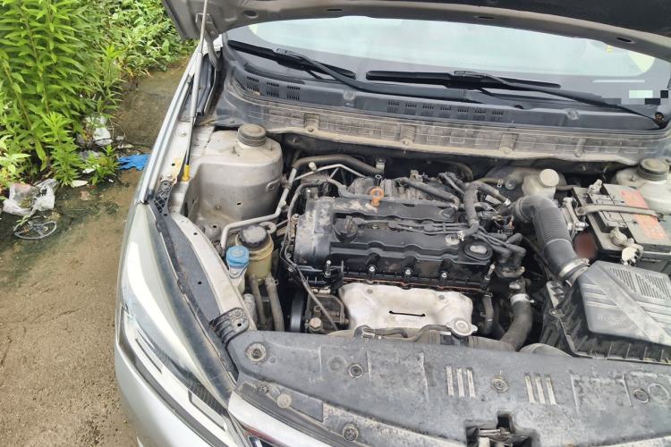 Used CHANGAN Alsvin V7 2015 1.6L Manual Enjoyment Model China IV Standard Engine Bay Right