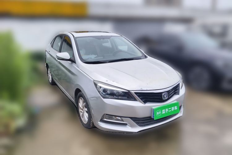 Used CHANGAN Alsvin V7 2015 1.6L Manual Enjoyment Model China IV Standard Front Right 45 Deg
