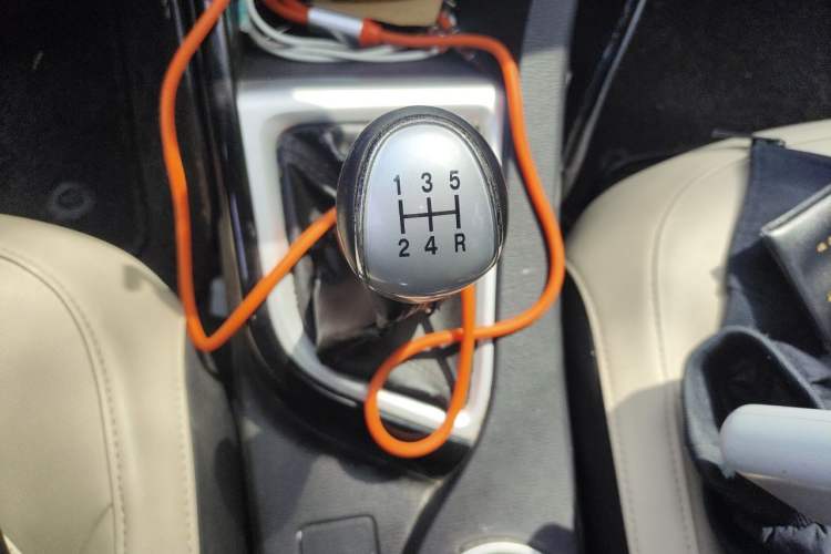 Used CHANGAN Alsvin V7 2015 1.6L Manual Enjoyment Model China V Standard Gear Lever