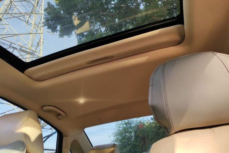 Used CHANGAN Alsvin V7 2015 1.6L Manual Enjoyment Model China V Standard Headliner