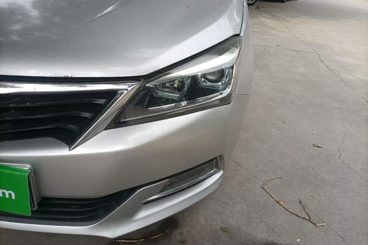 Used CHANGAN Alsvin V7 2015 1.6L Automatic Enjoyment Model China V Standard Left Front Headlight
