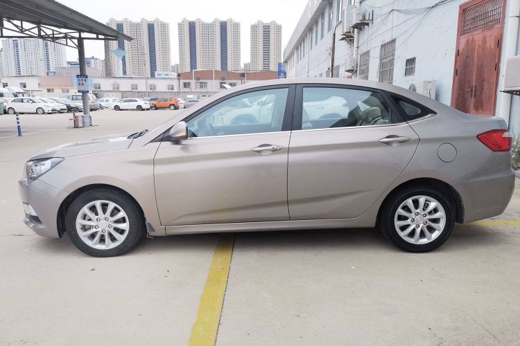Used CHANGAN Alsvin V7 2015 1.6L Automatic Enjoyment Model China IV Standard Left Side