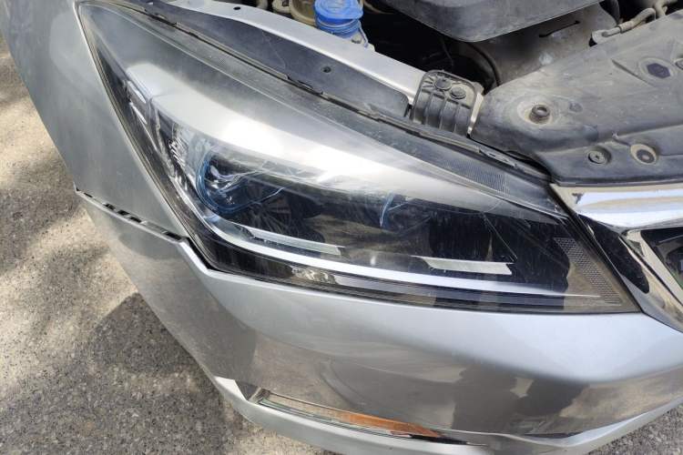 Used CHANGAN Alsvin V7 2015 1.6L Manual Enjoyment Model China V Standard Right Front Headlight