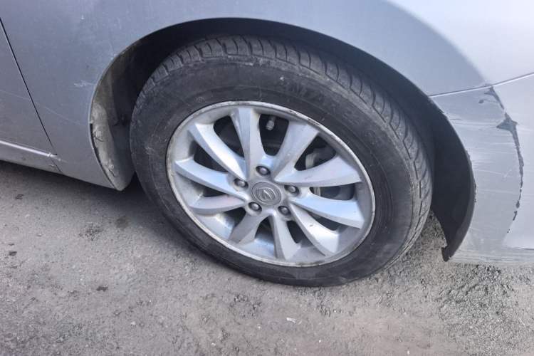 Used CHANGAN Alsvin V7 2015 1.6L Manual Joyful Edition China IV Right Front Wheel Hub