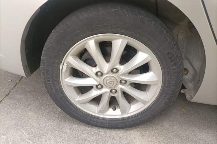 Used CHANGAN Alsvin V7 2015 1.6L Automatic Enjoyment Model China V Standard Right Rear Wheel Hub
