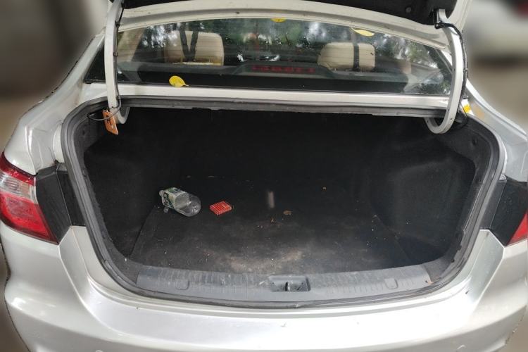 Used CHANGAN Alsvin V7 2015 1.6L Manual Enjoyment Model China IV Standard Trunk