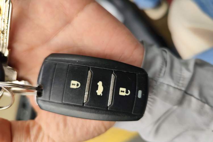 Used CHANGAN Alsvin V7 2015 1.6L Automatic Enjoyment Model China IV Standard Vehicle Key