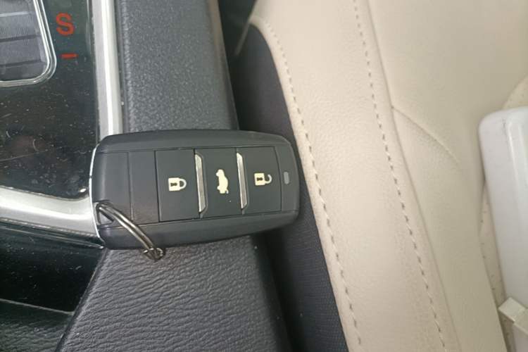 Used CHANGAN Alsvin V7 2015 1.6L Automatic Enjoyment Model China V Standard Vehicle Key