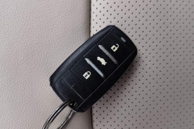 Used CHANGAN Alsvin V7 2015 1.6L Automatic Enjoyment Model China IV Standard Vehicle Key