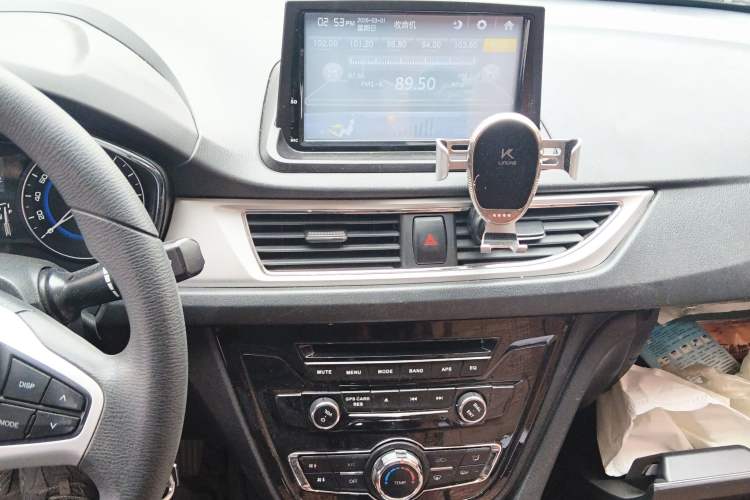 Used CHANGAN Alsvin V7 2015 1.6L Manual Joyride Model China IV Standard Audio And AC Panel