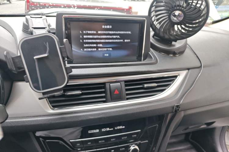 Used CHANGAN Alsvin V7 2015 1.6L Manual Enjoyment Model China V Standard Audio And AC Panel