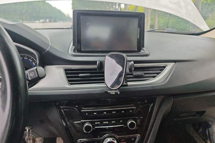 Used CHANGAN Alsvin V7 2015 1.6L Manual Joyride Model China IV Standard Audio And AC Panel