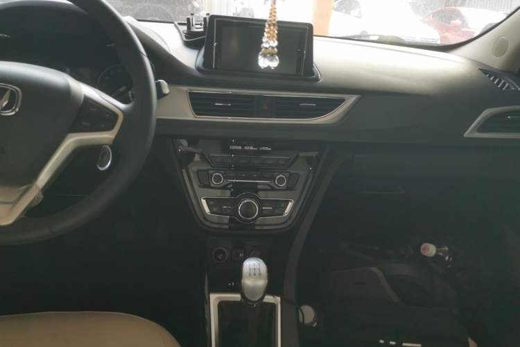 Used CHANGAN Alsvin V7 2015 1.6L Manual Enjoyment Model China V Standard Audio And AC Panel
