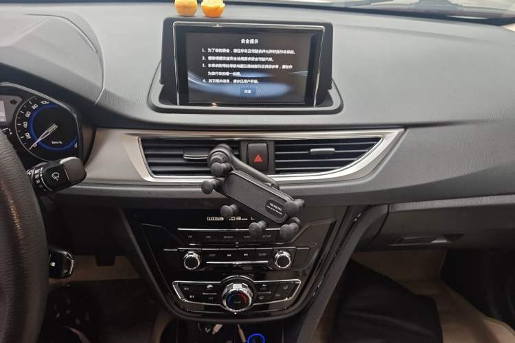 Used CHANGAN Alsvin V7 2015 1.6L Manual Enjoyment Model China V Standard Audio And AC Panel