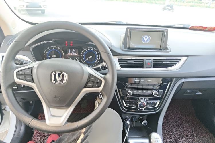 Used CHANGAN Alsvin V7 2015 1.6L Manual Enjoyment Model China IV Standard Center Console