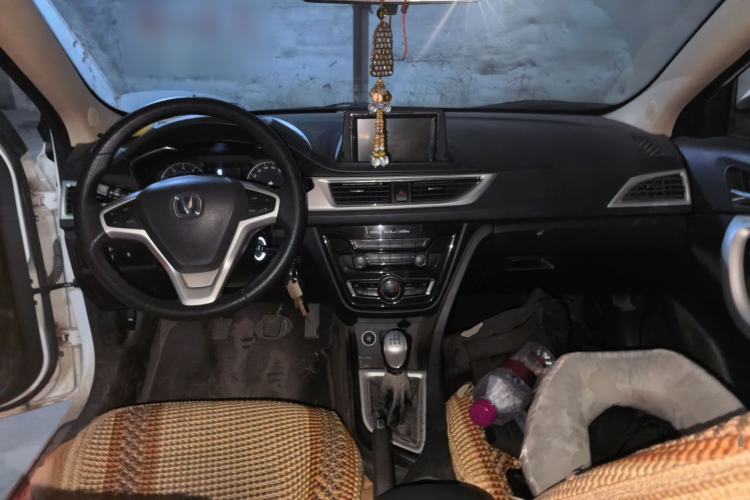 Used CHANGAN Alsvin V7 2015 1.6L Manual Enjoyment Model China V Standard Center Console