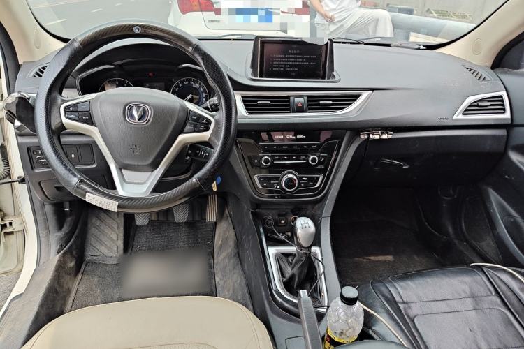 Used CHANGAN Alsvin V7 2015 1.6L Manual Enjoyment Model China IV Standard Center Console