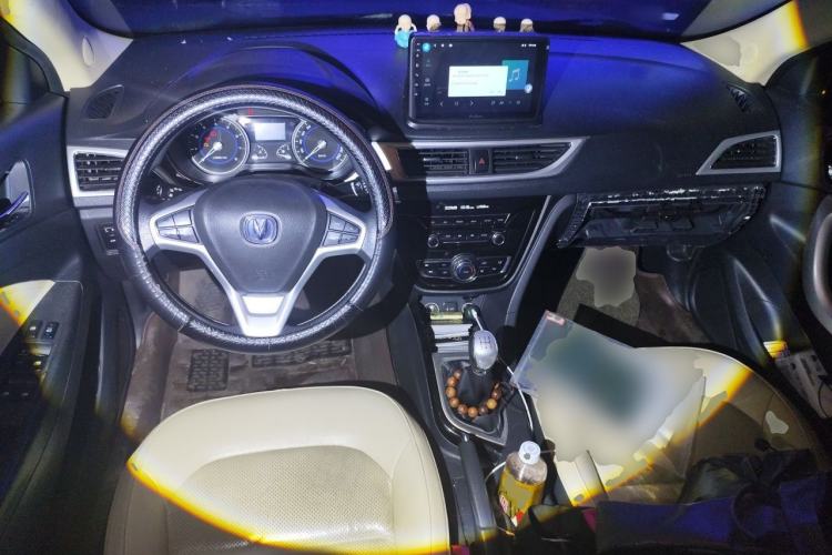 Used CHANGAN Alsvin V7 2015 1.6L Manual Enjoyment Model China IV Standard Center Console