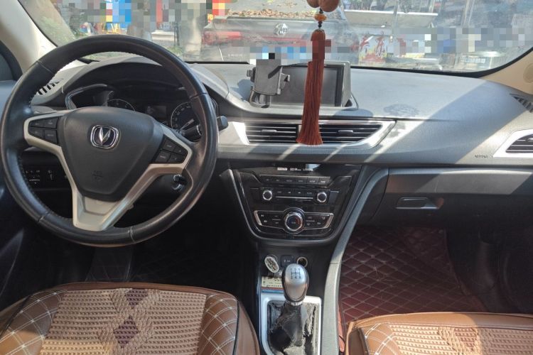 Used CHANGAN Alsvin V7 2015 1.6L Manual Fun Model China IV Standard Center Console