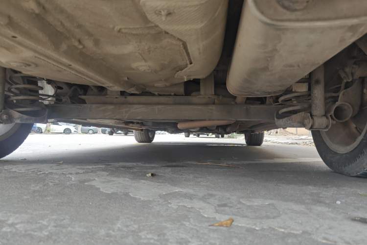 Used CHANGAN Alsvin V7 2015 1.6L Manual Enjoyment Model China IV Standard Chassis Rear