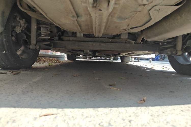 Used CHANGAN Alsvin V7 2015 1.6L Manual Fun Model China IV Standard Chassis Rear