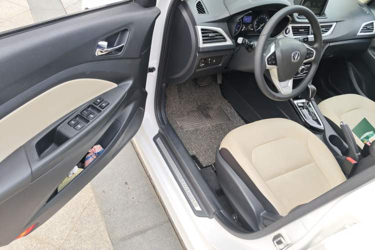 Used CHANGAN Alsvin V7 2015 1.6L Automatic Enjoyment Model China IV Standard Driver Seat