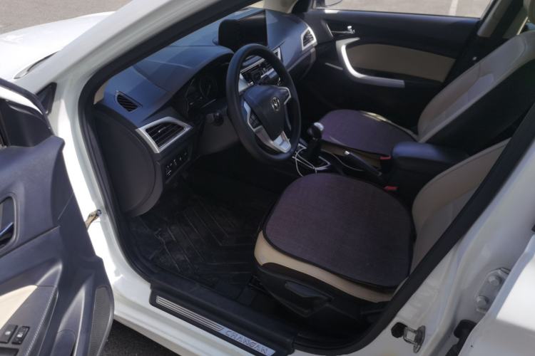 Used CHANGAN Alsvin V7 2015 1.6L Manual Fun Model China IV Standard Driver Seat