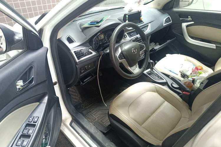 Used CHANGAN Alsvin V7 2015 1.6L Automatic Enjoyment Model China IV Standard Driver Seat