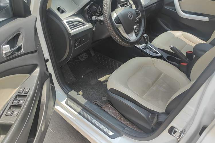 Used CHANGAN Alsvin V7 2015 1.6L Automatic Enjoyment Model China IV Standard Driver Seat