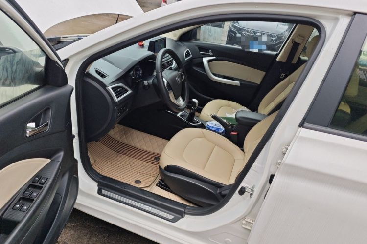 Used CHANGAN Alsvin V7 2015 1.6L Manual Joyride Model China IV Standard Driver Seat