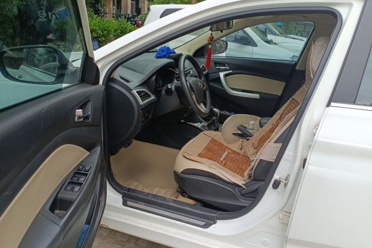 Used CHANGAN Alsvin V7 2015 1.6L Manual Enjoyment Model China IV Standard Driver Seat