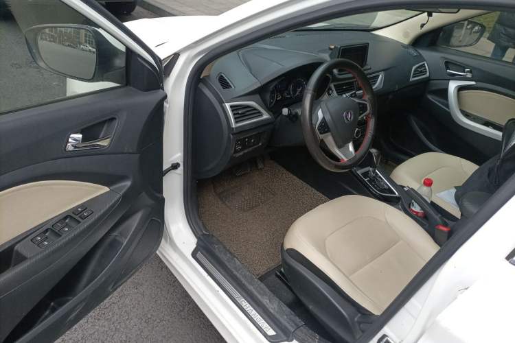 Used CHANGAN Alsvin V7 2015 1.6L Automatic Enjoyment Model China IV Standard Driver Seat
