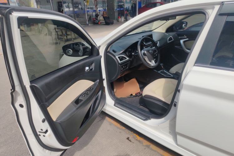 Used CHANGAN Alsvin V7 2015 1.6L Automatic Enjoyment Model China V Standard Driver Seat
