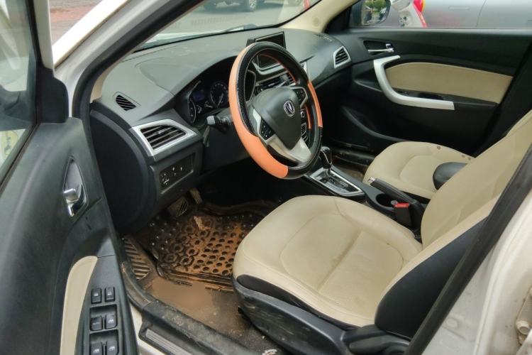 Used CHANGAN Alsvin V7 2015 1.6L Automatic Enjoyment Model China IV Standard Driver Seat