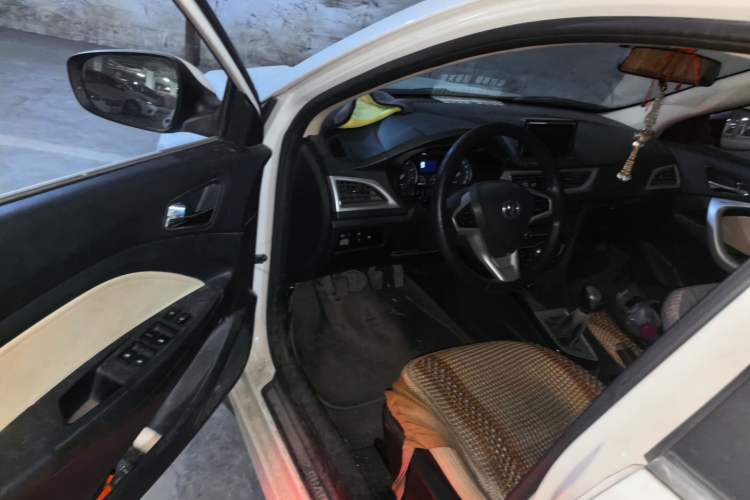 Used CHANGAN Alsvin V7 2015 1.6L Manual Enjoyment Model China V Standard Driver Seat