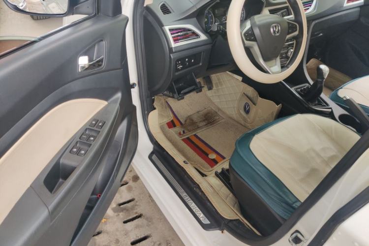 Used CHANGAN Alsvin V7 2015 1.6L Manual Enjoyment Model China IV Standard Driver Seat