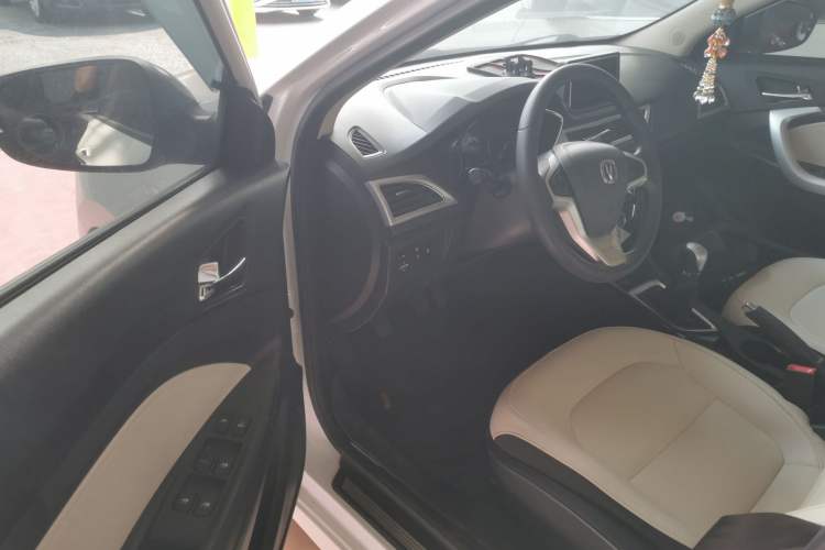 Used CHANGAN Alsvin V7 2015 1.6L Manual Enjoyment Model China V Standard Driver Seat