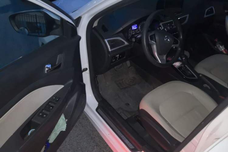 Used CHANGAN Alsvin V7 2015 1.6L Automatic Enjoyment Model China V Standard Driver Seat