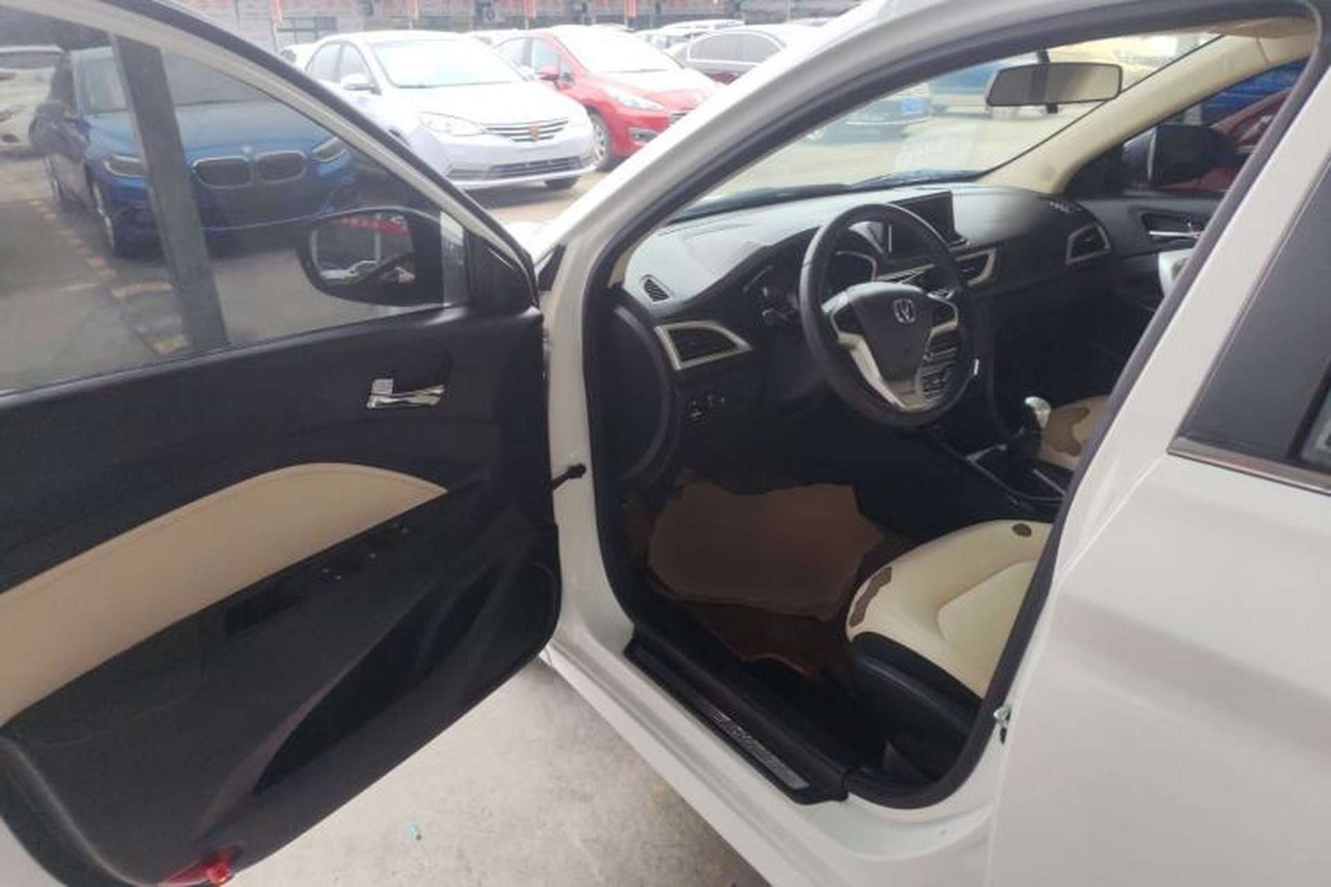 Used CHANGAN Alsvin V7 2015 1.6L Manual Enjoyment Model China IV Standard Driver Seat