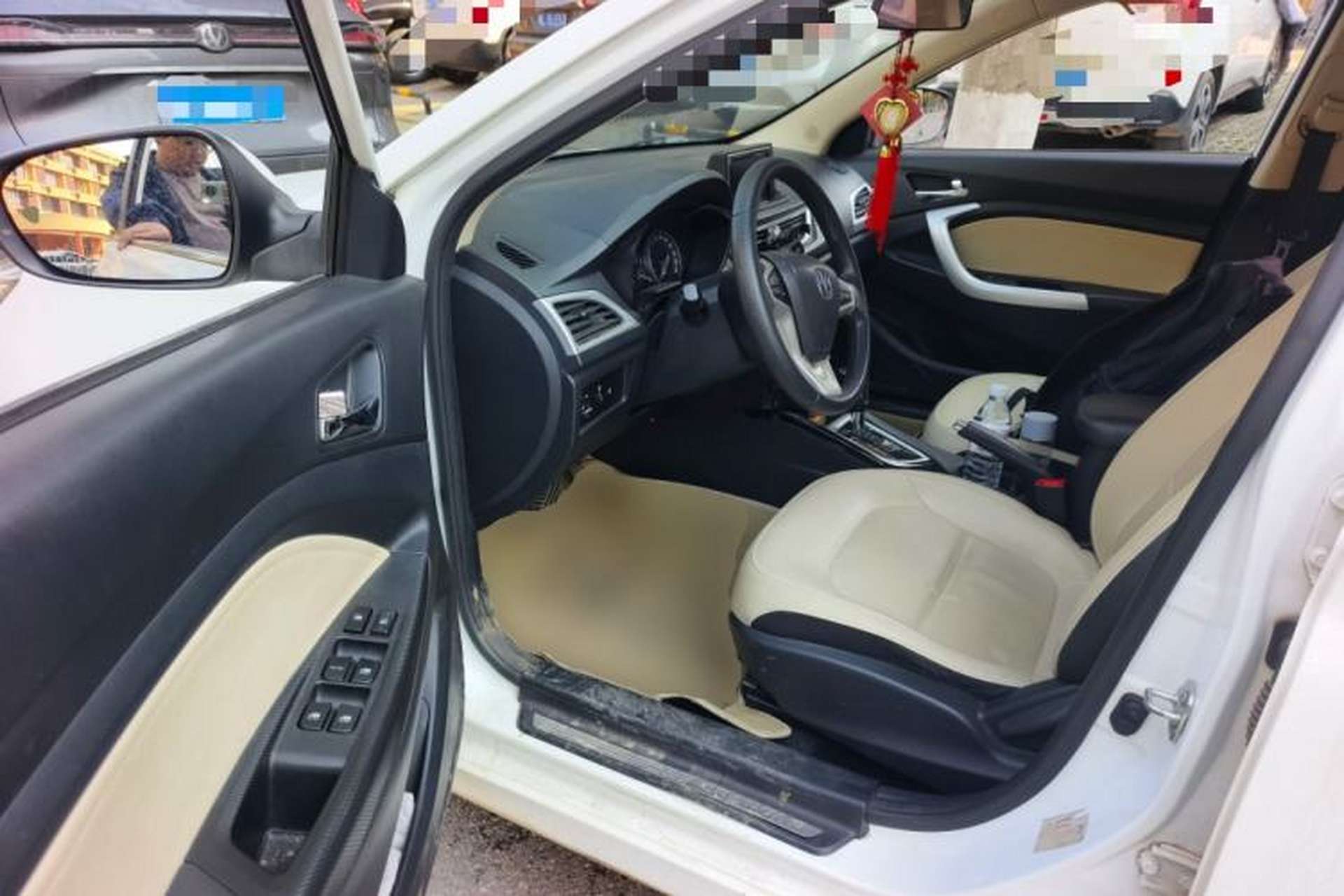 Used CHANGAN Alsvin V7 2015 1.6L Automatic Enjoyment Model China IV Standard Driver Seat