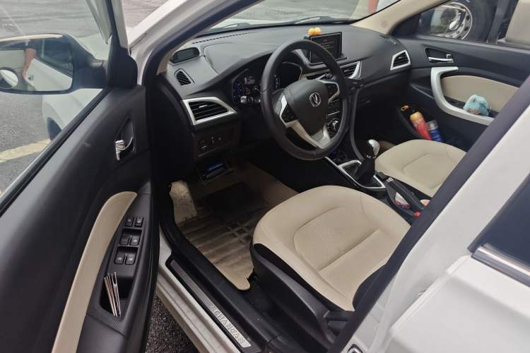 Used CHANGAN Alsvin V7 2015 1.6L Manual Enjoyment Model China V Standard Driver Seat