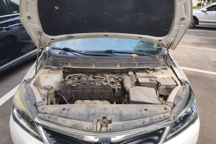 Used CHANGAN Alsvin V7 2015 1.6L Manual Joyful Edition China IV Engine Bay