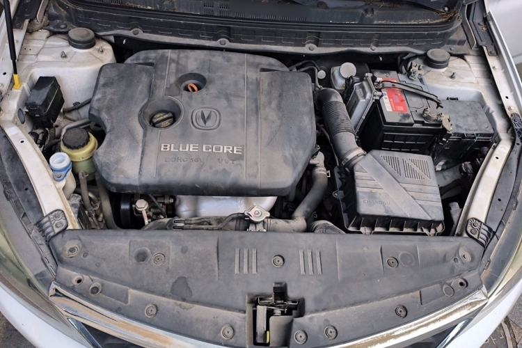 Used CHANGAN Alsvin V7 2015 1.6L Automatic Enjoyment Model China IV Standard Engine Bay