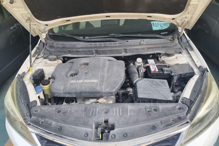 Used CHANGAN Alsvin V7 2015 1.6L Automatic Enjoyment Model China V Standard Engine Bay